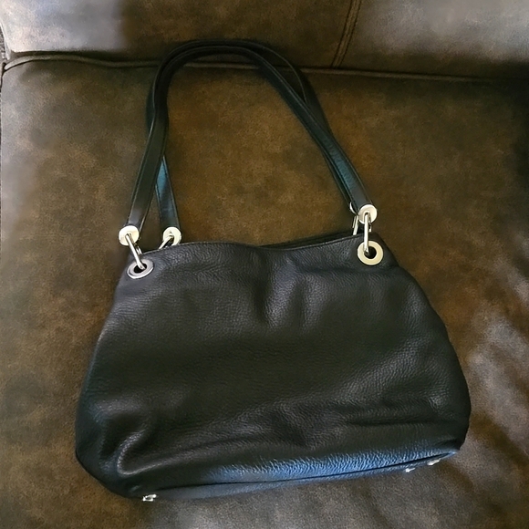Michael Kors Multi Pocket Black Hobo Spacuous Bag with Feet - Picture 12 of 12